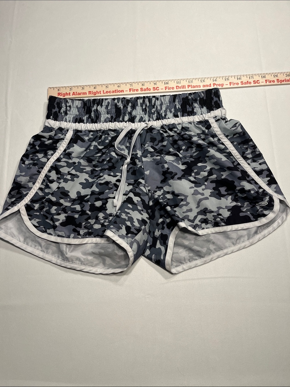 Champion Women’s Camo Running Shorts Gray Black Athletic Size Medium